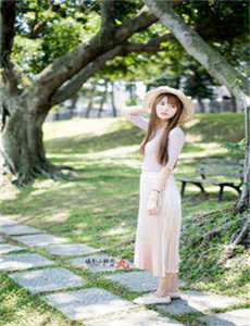 星学院动画片-女人的香气剧情介绍