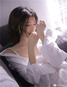 美女脱一净二静视频-蜜芽直播