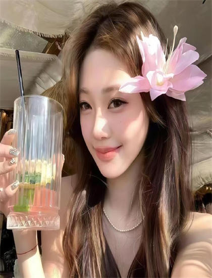 带你走进《速度当道》的幕后世界：的文化符号与象征意义 带你了解电影制作的点点滴滴